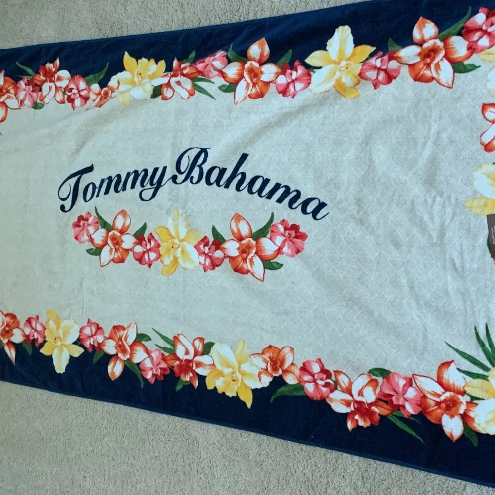 Tommy Bahama Beach towel & mercury boat beach Tote